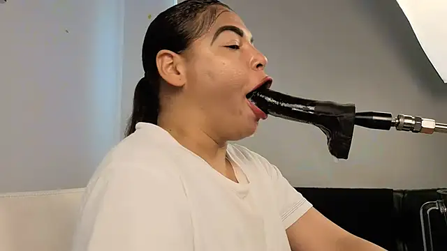 Anabel693 online show from August 7, 3:47 pm
