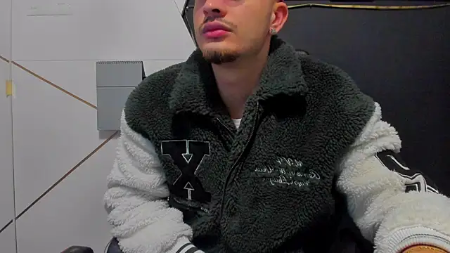 BrandonTate online show from February 7, 6:06 am