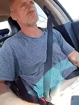 Snapshot of FloppyPickle4u chatting on March 2, 8:29 pm FloppyPickle4u online show from March 2, 8:29 pm