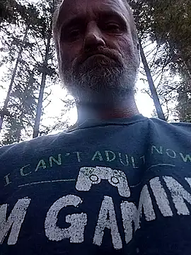 Snapshot of FloppyPickle4u chatting on September 16, 3:35 pm FloppyPickle4u online show from September 16, 3:35 pm