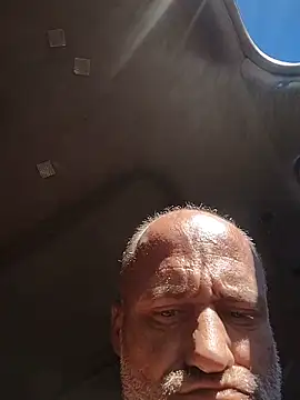 FloppyPickle4u online show from December 1, 8:36 pm