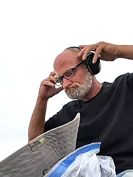 FloppyPickle4u online show from February 10, 11:09 pm