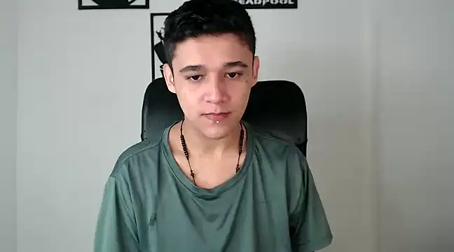 kaiine190 online show from December 4, 1:20 pm