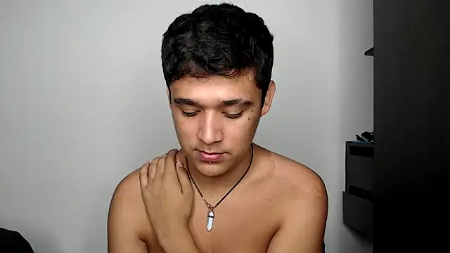 kaiine190 online show from April 16, 5:19 am