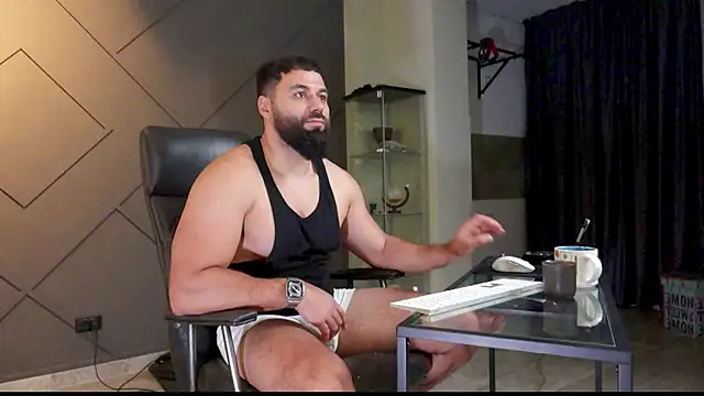 Snapshot of mattmasterss chatting on January 17, 5:11 am mattmasterss online show from January 17, 5:11 am