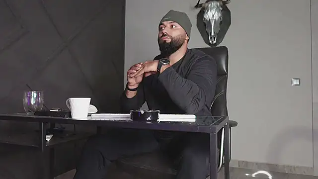 Snapshot of mattmasterss chatting on September 27, 10:04 pm mattmasterss online show from September 27, 10:04 pm