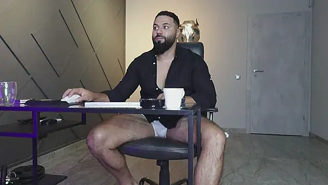 Snapshot of mattmasterss chatting on September 29, 8:24 pm mattmasterss online show from September 29, 8:24 pm