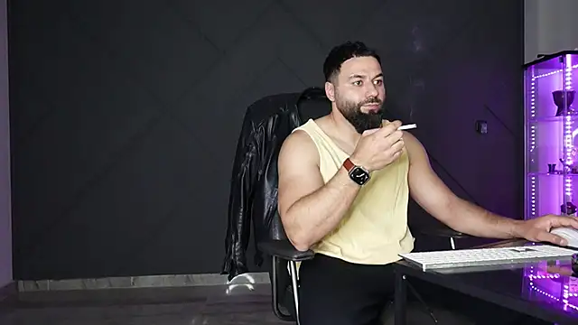 mattmasterss online show from April 18, 4:11 pm