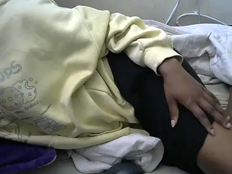 Snapshot of Ma-yolo001 chatting on September 24, 8:50 am Ma-yolo001 online show from September 24, 8:50 am