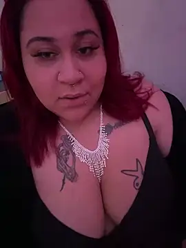 Snapshot of Juicyjordie chatting on January 27, 5:25 am Juicyjordie online show from January 27, 5:25 am