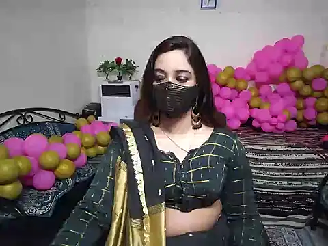 Snapshot of Arushisingh8888 chatting on December 17, 8:56 am Arushisingh8888 online show from December 17, 8:56 am