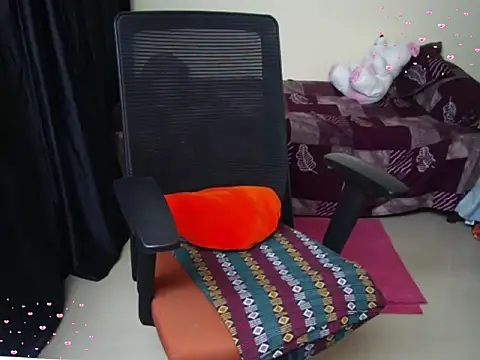 Arushisingh8888 online show from February 7, 1:37 pm