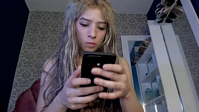 Samantha cp  online show from February 24, 3:20 pm