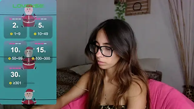 Snapshot of MitchWilson1 chatting on December 23, 12:35 am MitchWilson1 online show from December 23, 12:35 am