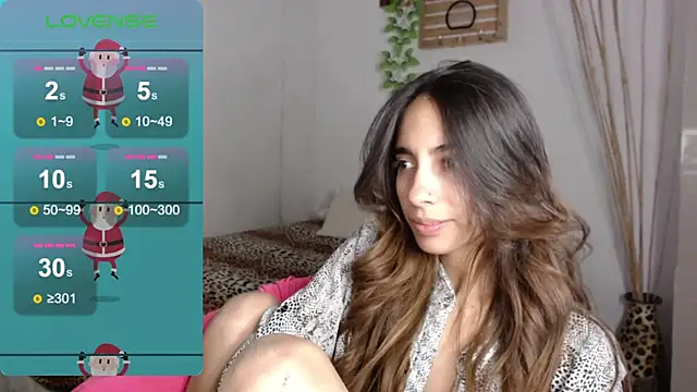 Snapshot of MitchWilson1 chatting on December 26, 2:22 am MitchWilson1 online show from December 26, 2:22 am