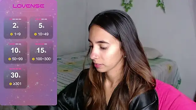 Snapshot of MitchWilson1 chatting on February 20, 3:23 am MitchWilson1 online show from February 20, 3:23 am