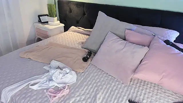 EvaaStevens online show from March 10, 11:53 am