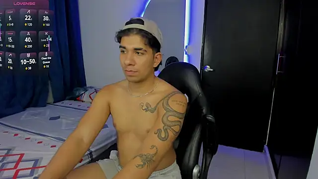 valentino santoss online show from October 9, 2:53 am