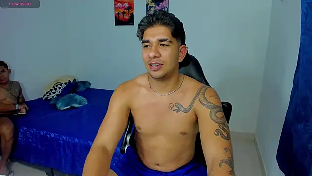 valentino santoss online show from October 18, 5:21 am