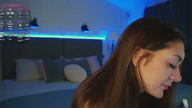 Micky  love online show from March 20, 9:08 pm