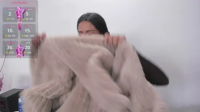 Snapshot of _elektrah chatting on February 19, 9:11 pm elektrah online show from February 19, 9:11 pm