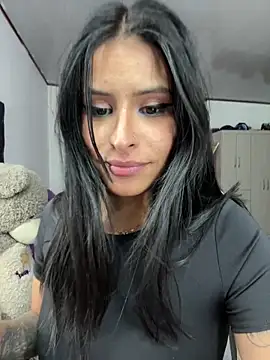 Snapshot of _elektrah chatting on May 1, 1:10 am elektrah online show from May 1, 1:10 am
