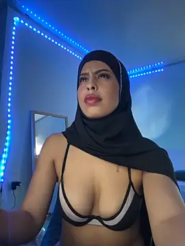 Snapshot of JannaNader12 chatting on October 30, 11:38 pm JannaNader12 online show from October 30, 11:38 pm