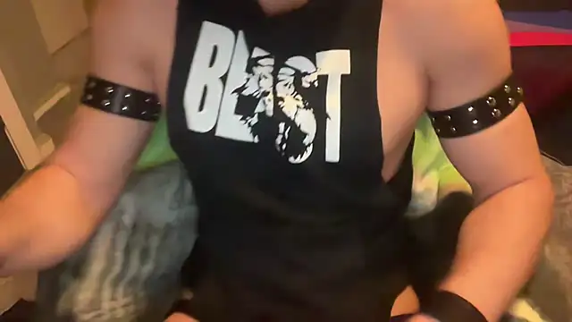 KinkyPlayerrr online show from March 8, 9:08 pm