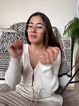 Snapshot of Princ3ssgabi chatting on February 4, 7:11 pm Princ3ssgabi online show from February 4, 7:11 pm