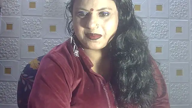 Snapshot of Sexy_komolika chatting on January 28, 3:46 pm Sexy komolika online show from January 28, 3:46 pm