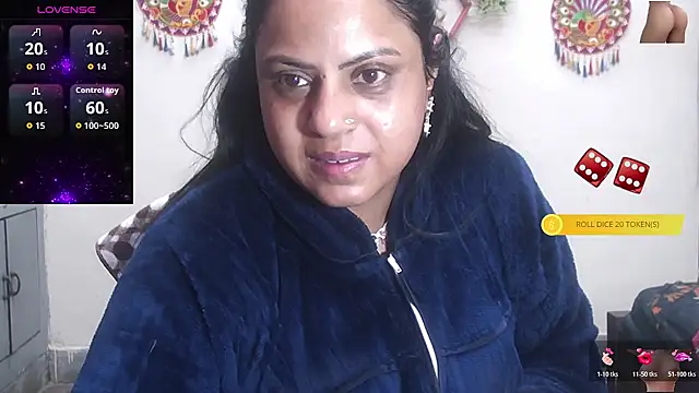 Snapshot of Sexy_komolika chatting on November 16, 4:45 pm Sexy komolika online show from November 16, 4:45 pm