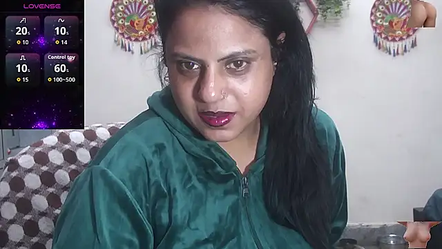 Snapshot of Sexy_komolika chatting on November 22, 12:59 pm Sexy komolika online show from November 22, 12:59 pm