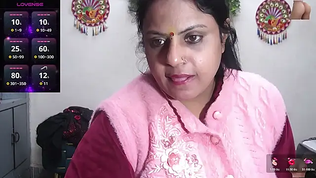 Snapshot of Sexy_komolika chatting on December 5, 4:47 pm Sexy komolika online show from December 5, 4:47 pm