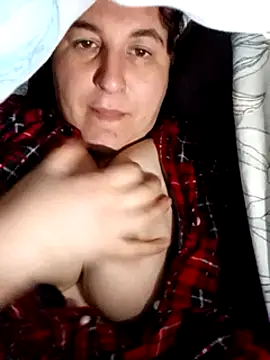 Snapshot of BlackVBarbie chatting on February 1, 4:00 pm BlackVBarbie online show from February 1, 4:00 pm