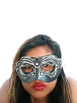 Snapshot of littlequeen77 chatting on January 18, 6:13 am littlequeen77 online show from January 18, 6:13 am