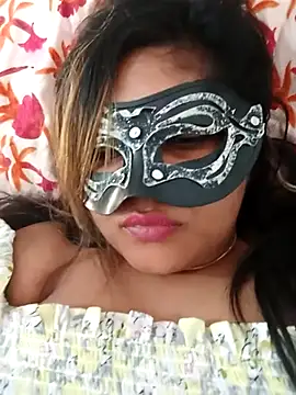 Snapshot of littlequeen77 chatting on March 9, 11:47 am littlequeen77 online show from March 9, 11:47 am