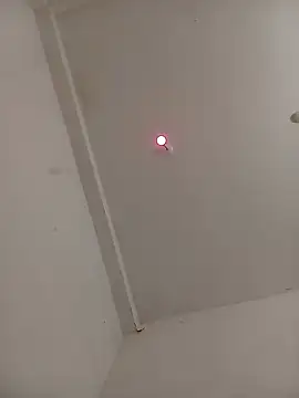 Snapshot of littlequeen77 chatting on March 11, 9:45 am littlequeen77 online show from March 11, 9:45 am