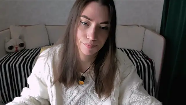 pussyhome2407 online show from April 18, 10:10 pm