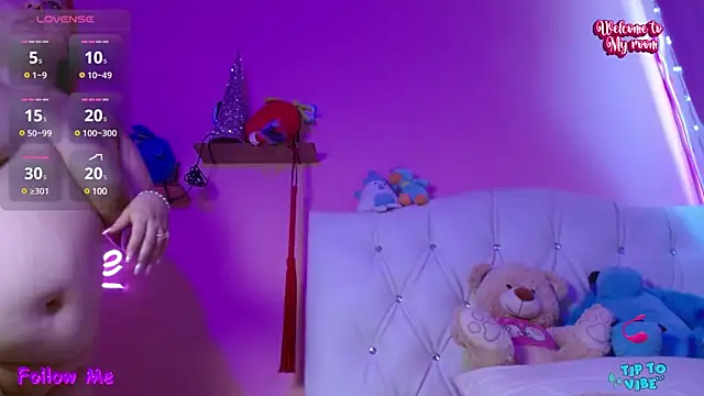 Snapshot of HECATE_23 chatting on January 13, 1:17 pm HECATE 23 online show from January 13, 1:17 pm