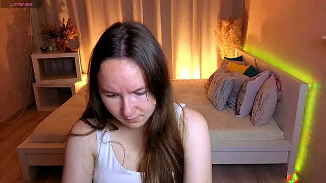 Little doll meow online show from October 1, 2:50 am