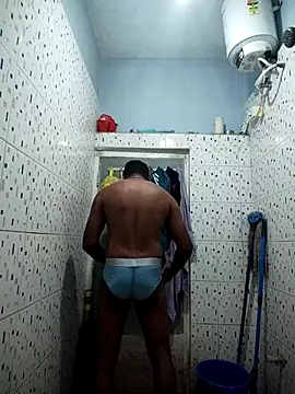 Snapshot of Jonnyjojosex69 chatting on March 3, 12:44 pm Jonnyjojosex69 online show from March 3, 12:44 pm