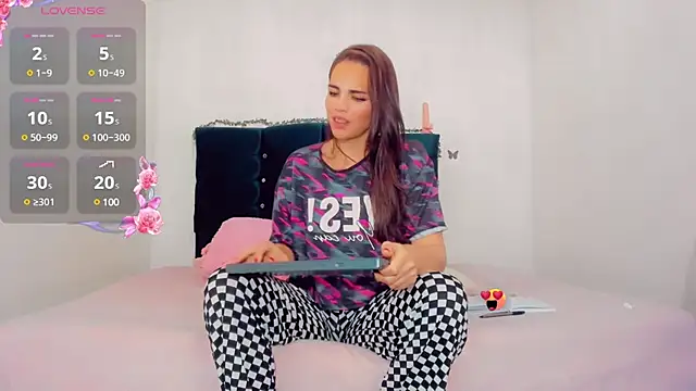 Rubi 30 online show from January 25, 2:14 pm