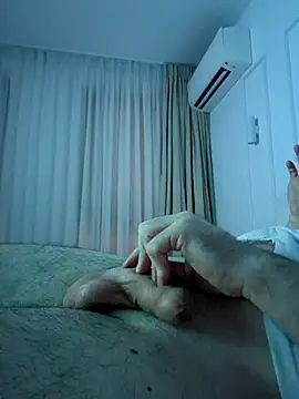 petarpalashev8777 online show from November 7, 8:20 pm