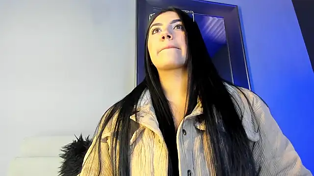 Snapshot of PaulinaDuarte chatting on September 29, 11:37 am PaulinaDuarte online show from September 29, 11:37 am