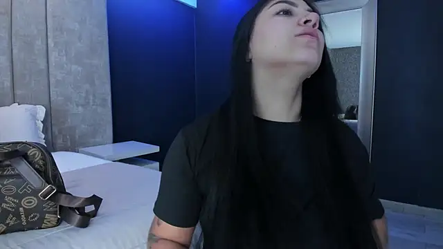 PaulinaDuarte online show from April 11, 11:58 am