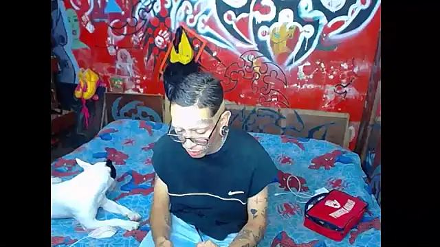 deivid estrada online show from March 8, 10:34 pm