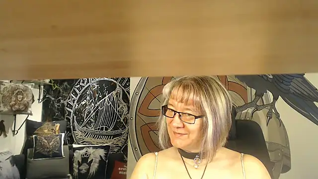 Snapshot of TittenMichelle chatting on November 3, 7:20 am TittenMichelle online show from November 3, 7:20 am