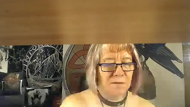 Snapshot of TittenMichelle chatting on December 3, 7:49 am TittenMichelle online show from December 3, 7:49 am