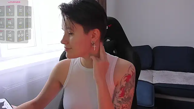 Snapshot of JessieFlower chatting on November 30, 8:40 am JessieFlower online show from November 30, 8:40 am