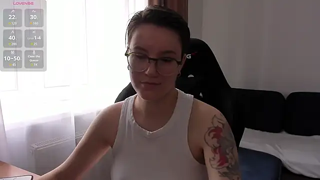 JessieFlower online show from July 18, 8:18 am